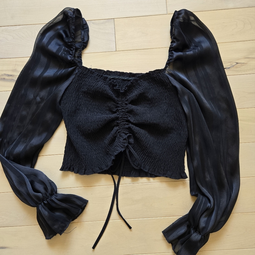 Ruched & Puffed Sleeves Crop Top